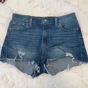 Levi shorts